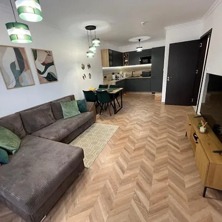 Διαμέρισμα Etara 4, - Modern Seaside Elegance
