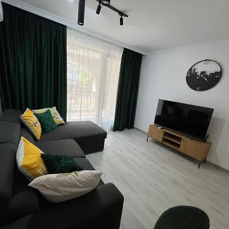 Διαμέρισμα Etara 4, - Modern Seaside Elegance *